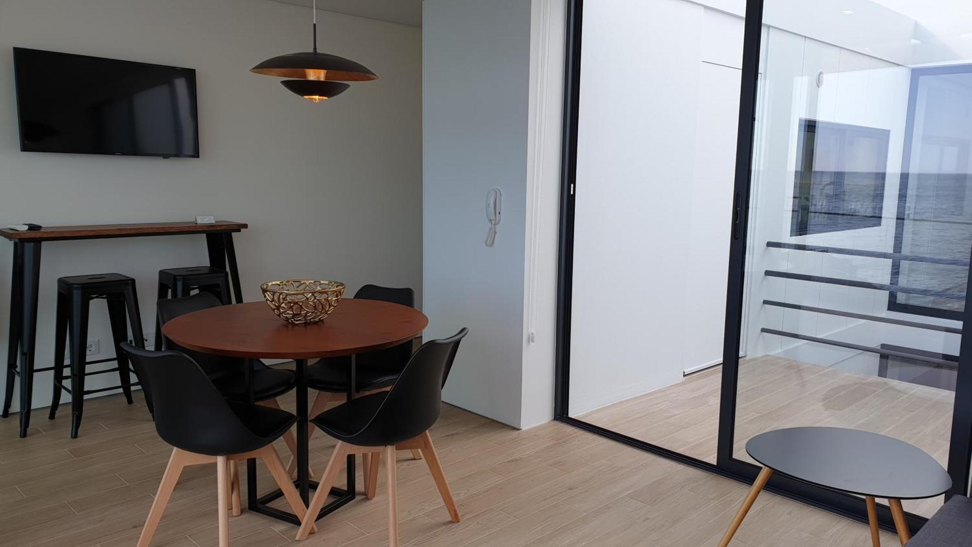 Home At Azores - Oasis House Sao Roque  Room photo