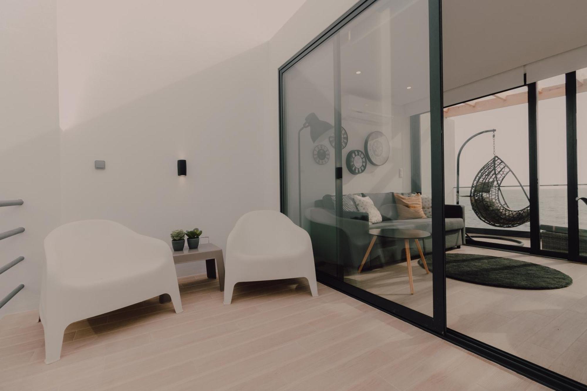 Home At Azores - Oasis House Sao Roque  Room photo